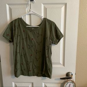 South Main Army Green Cow Skulls & Roses Tee Shirt Small Small